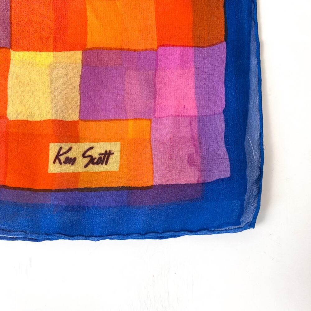 Geometric Print Rectangular Long Scarf - Picture 5 of 5
